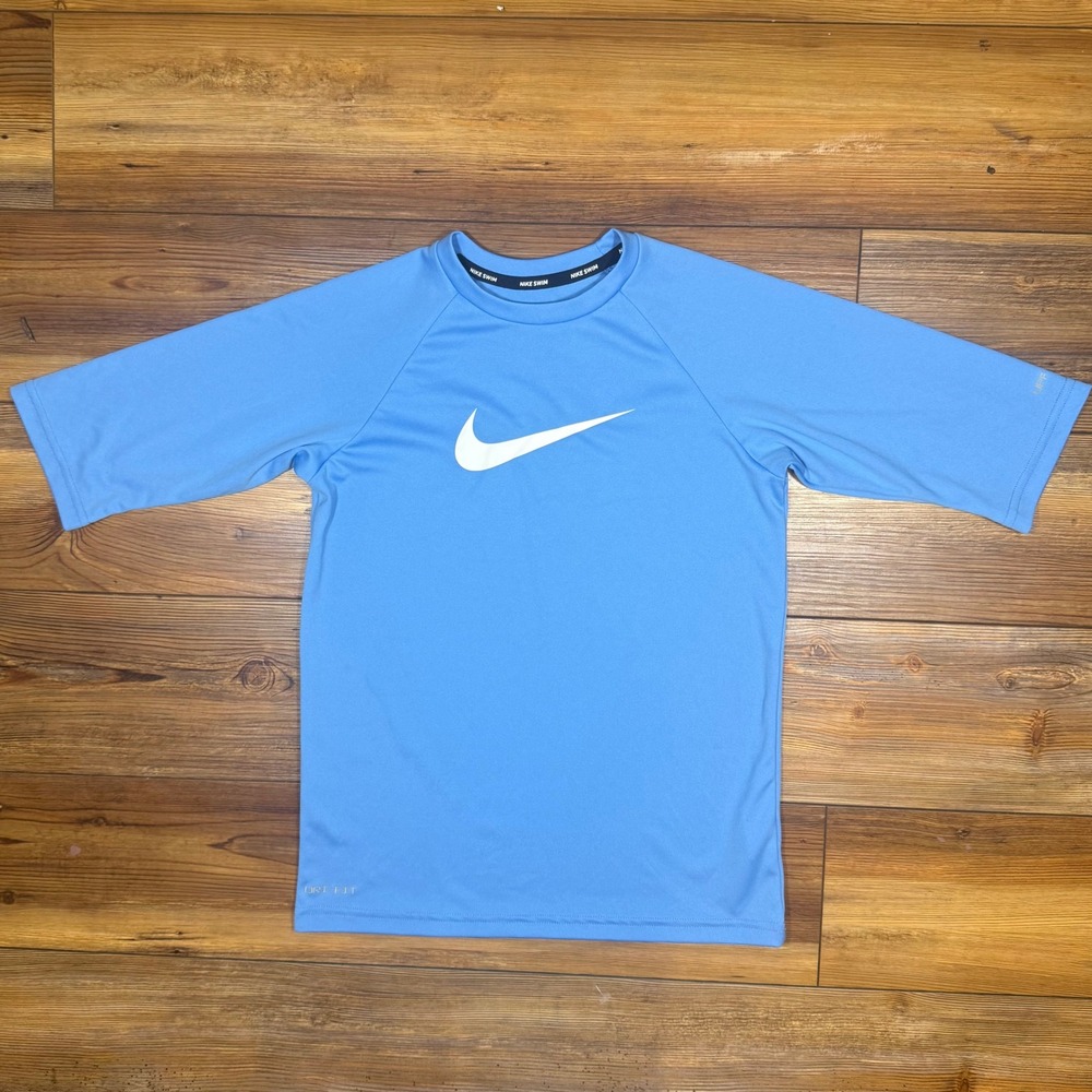 Nike Swim Boys Blue Dri-FIT Rash Guard Short Sleeve Swim Shirt M NESSD828 438 - Picture 1 of 6